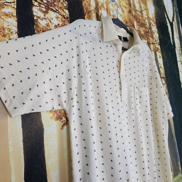 London Fog Mens Polo Shirt Yellow w/ Triangles Size XL Polyester Blend - Picture 2 of 7